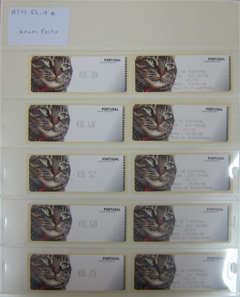 0265 (166).jpg -     Lote:    265      Colecção Especializada - Etiquetas      Lotes Especiais       Descrição:      1981/2010 &mdash; Etiquetas.   Coleção composta por 12 álbuns com etiquetas desde percursoras e Framas até 2010, com provas, erros, FDC's, etiquetas novas e usadas, sobrescritos circulados, variedades de impressão e papéis. Importante estudo. Lote a ver.        Lote ETQ       Valor Base:     &euro; 3000,00     Valor Venda:     &euro;      